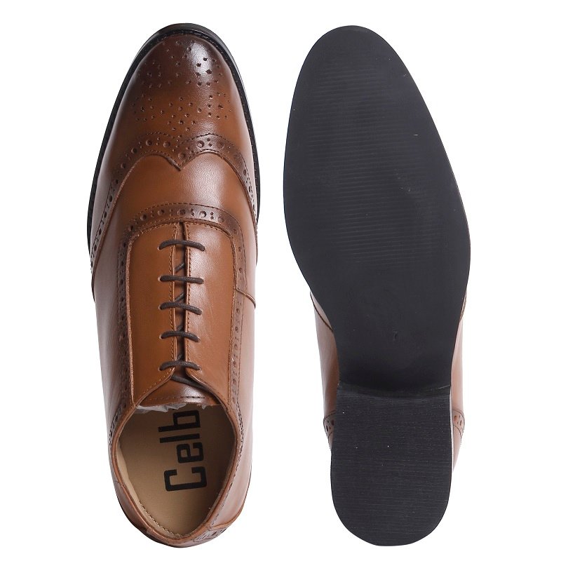 Brown men's brogue lace-ups with a hidden heel - Image 5