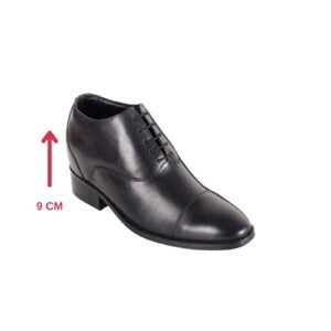 Black oxford lace-up shoes with a hidden heel